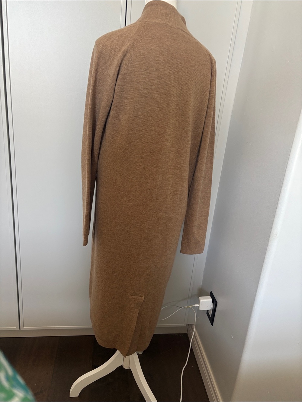 Club Monaco Camel Brown Midi Sweater Dress 100%wool - Picture 5 of 9
